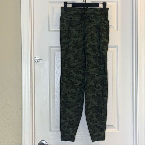 Lululemon Ready to Rulu Jogger 29" Heritage Camo Dark Olive Green Twill Size 4 - Picture 1 of 12